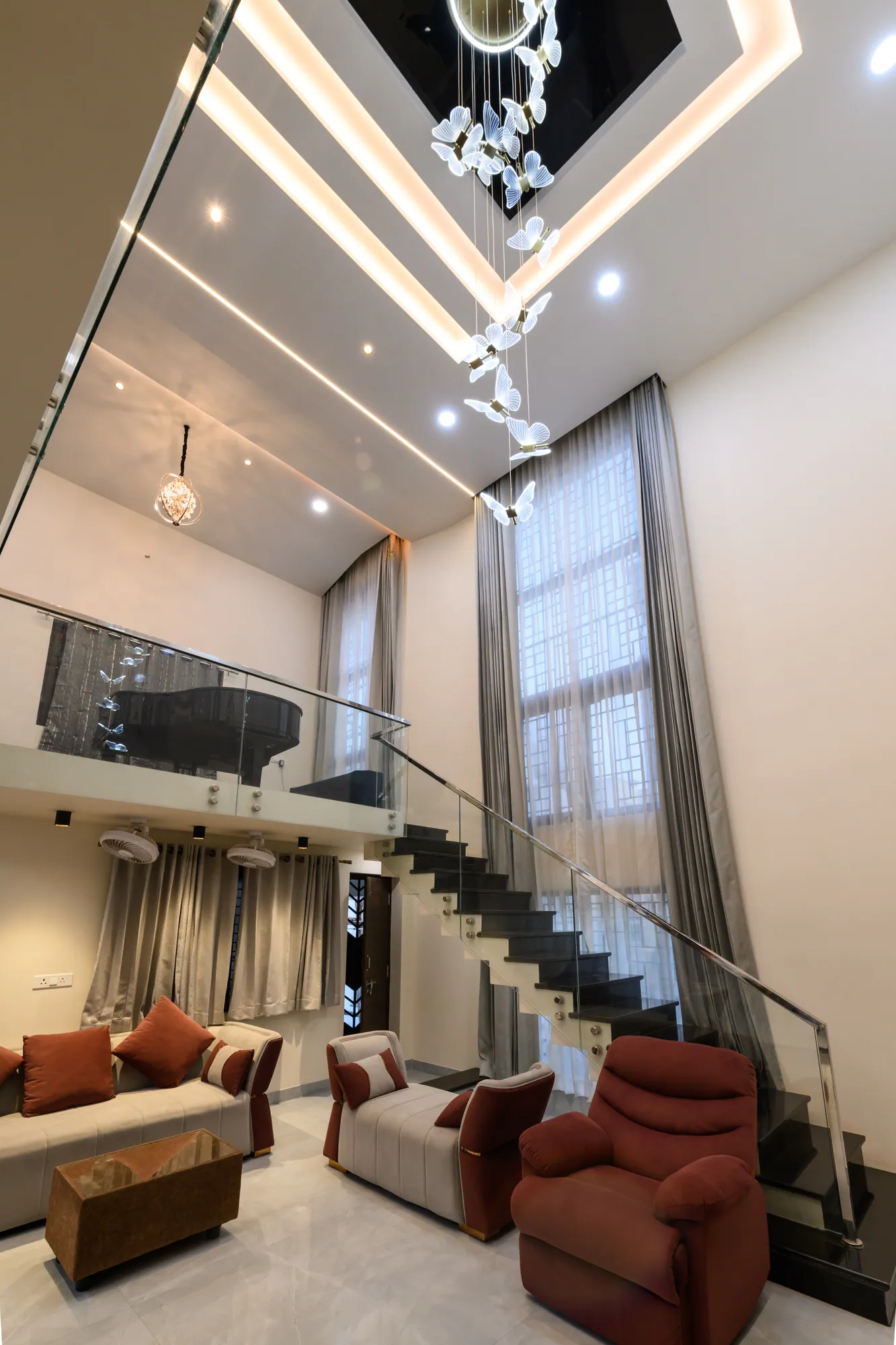 Nolumbur — a luxury residence by Jehovah Builders, frame 7 of 19.